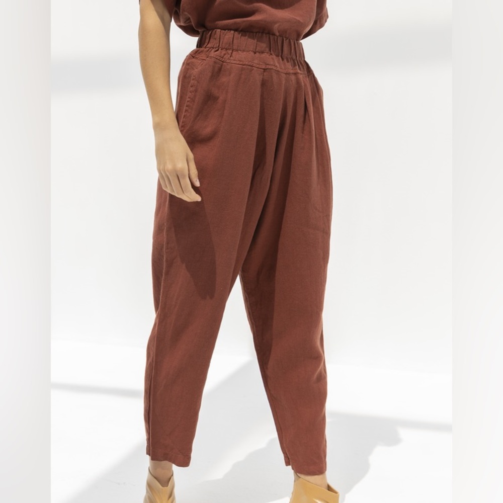 Black Crane Carpenter Pants, Brick.